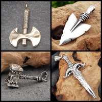 Axes / Swords / Daggers / Warhammers