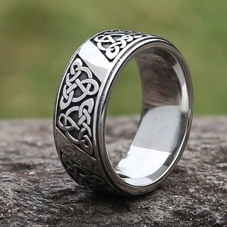 Keltische Ring, verziert mit Triqueta aus Edelstahl 57 (18,5) / 8 US