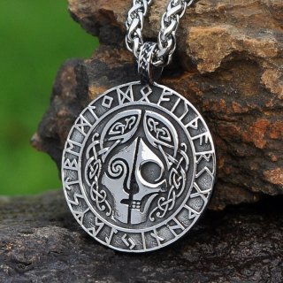 Göttin Hel Anhänger verziert mit Runen Halskette aus Edelstahl - 60 cm