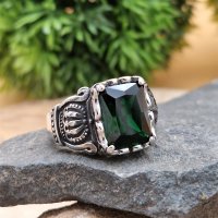 Grünfarbender Glaßstein Ring aus Edelstahl