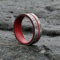 Runen Ring mit rotem Inlay aus Edelstahl - Farbe silber/matt