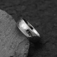 Runenpfad – Stimme der Ahnen (Silberner Wolframring)
