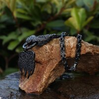 Viking Necklace Bjarnulf Black – Bear Claw with Byzantine Chain