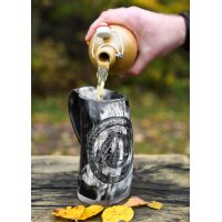Hornbecher mit Holzboden und Valknut-Motiv Nr. 1