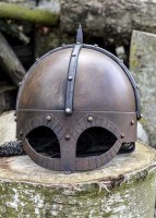Der Gjermundbu Helm mit vernieteter Br&uuml;nne, 2 mm Stahl Small: 58 cm x 20,5 cm x 17 cm 2,6 kg