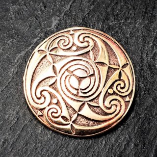 Rundfibel "VENIA" mit keltischen Muster aus Bronze