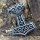 Mjölnir Schmuck Anhänger - verziert mit einem Wikingerhelm - aus 925 Sterling Silber