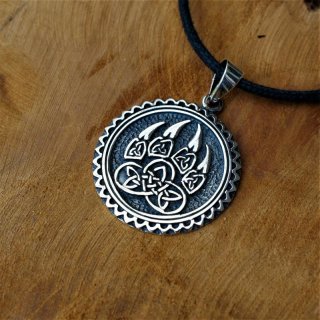 B&auml;renkralle Amulett verziert mit keltischen Knoten aus 925 Sterling Silber