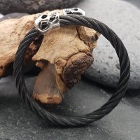Edelstahl Stahlseil Armband mit Totenköpfen -  flexibel Schwarz
