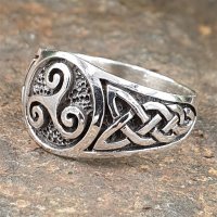 Triskele Ring verziert mit keltische Knoten aus 925 Sterling Silber
