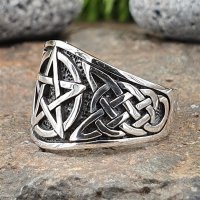 Pentagramm Ring verziert mit keltische Knoten aus 925 Sterling Silber
