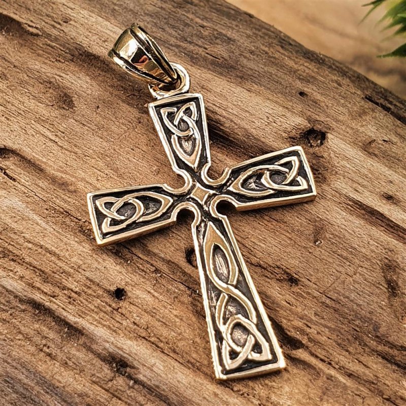 Anhänger Kelten TRIQUETTA Bronze Lederband Keltischer Schild Bronzeschmuck 