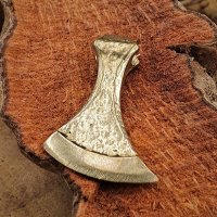 Schmuckanhänger "Kriegsaxt" aus Bronze